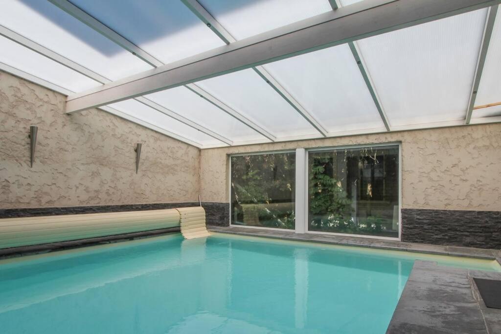 Alba Avec Piscine Et Villa